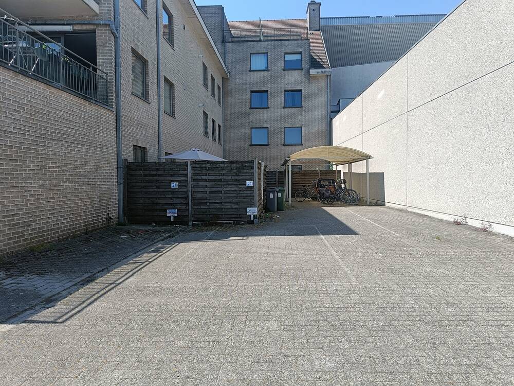 Parking & garage te  huur in Sint-Niklaas 9100 35.00€ 0 slaapkamers m² - Zoekertje 78670