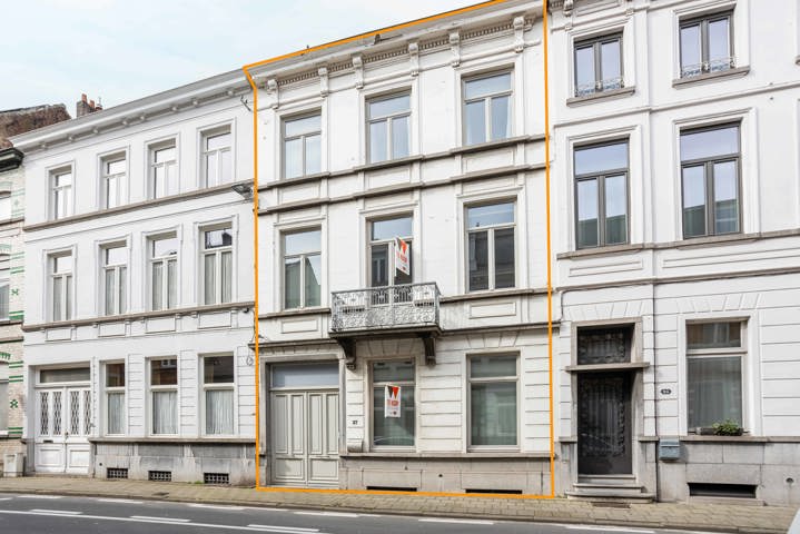 Herenhuis te  koop in Aalst 9300 895000.00€ 5 slaapkamers 360.00m² - Zoekertje 279733