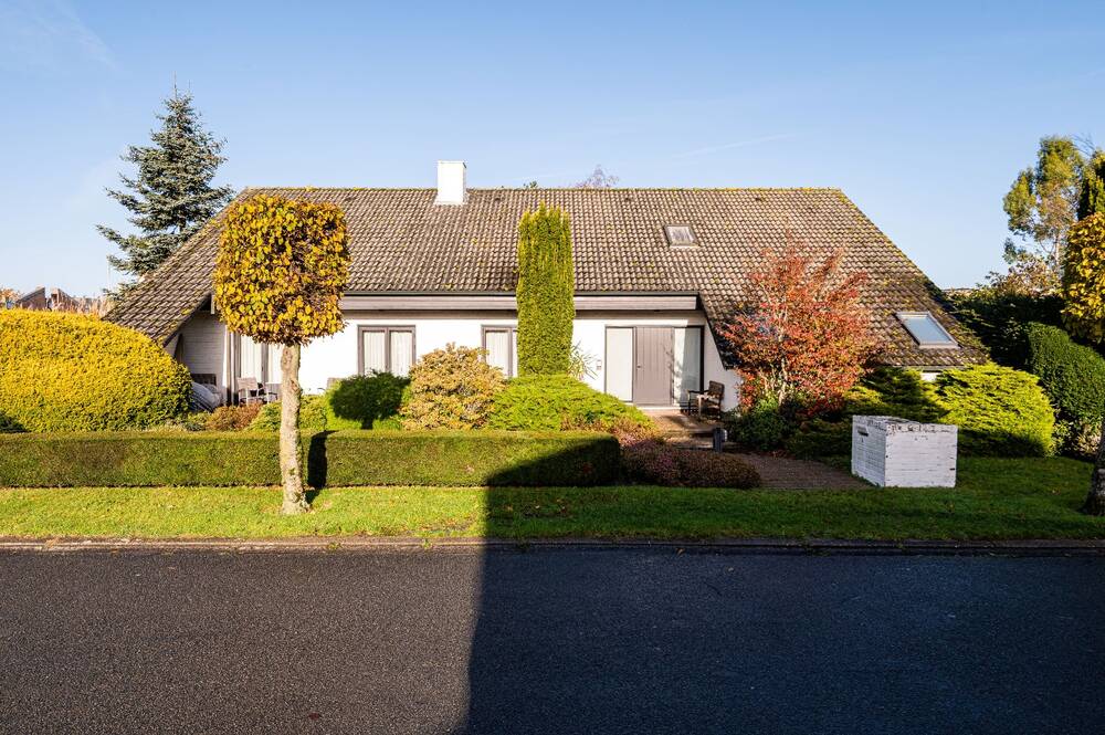 Villa te  koop in Maldegem 9990 495000.00€ 6 slaapkamers 357.00m² - Zoekertje 93985