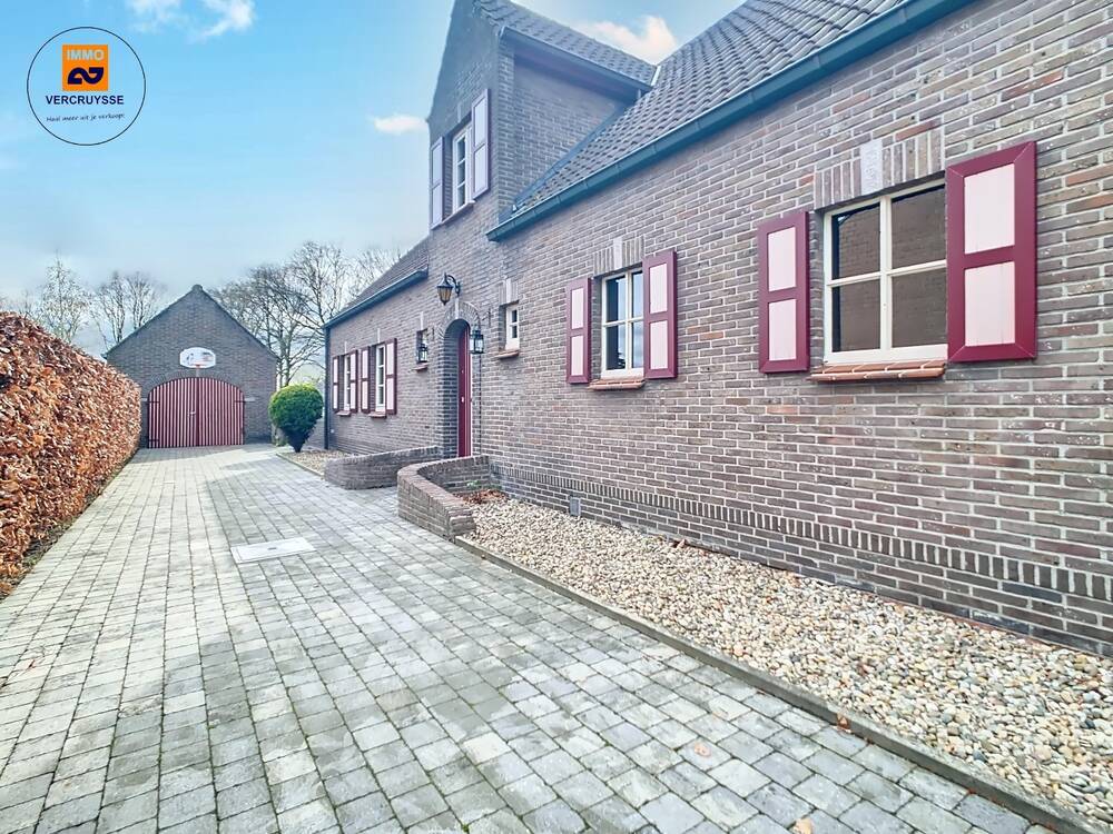 Villa te  koop in Ertvelde 9940 465000.00€ 4 slaapkamers 232.00m² - Zoekertje 279770