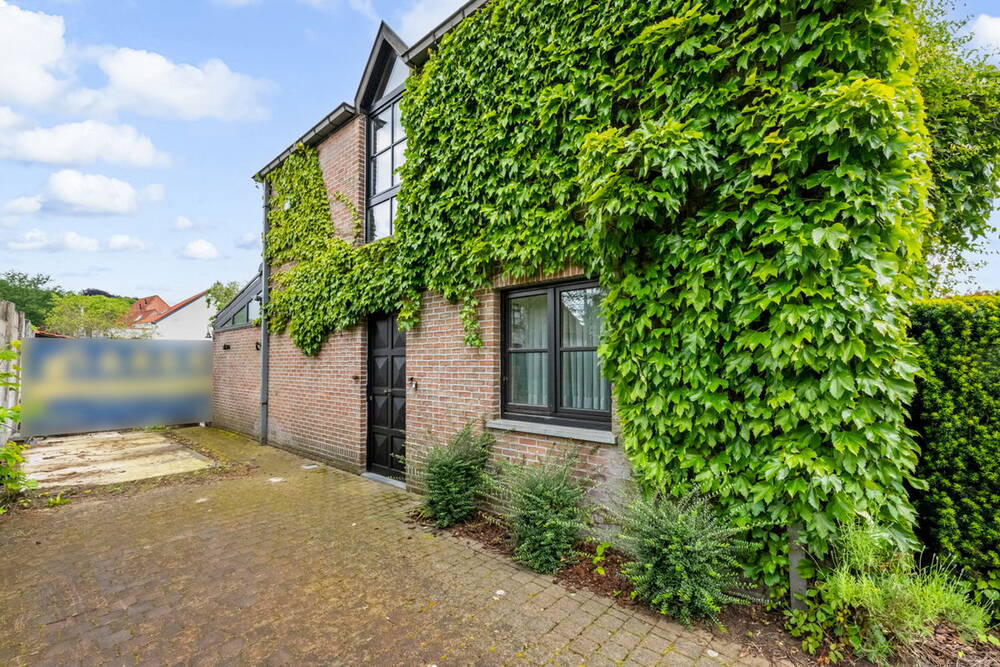 Huis te  koop in Sint-Martens-Latem 9830 475000.00€ 1 slaapkamers 158.00m² - Zoekertje 279828