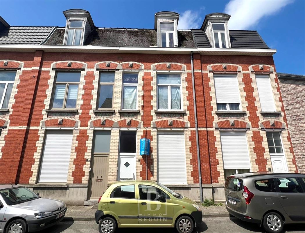 Appartementsgebouw te  koop in Ronse 9600 189000.00€ 3 slaapkamers 140.00m² - Zoekertje 279873