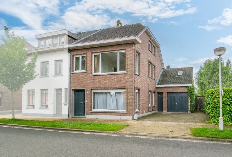 Huis te  koop in Beveren-Waas 9120 335000.00€ 4 slaapkamers 192.00m² - Zoekertje 94429