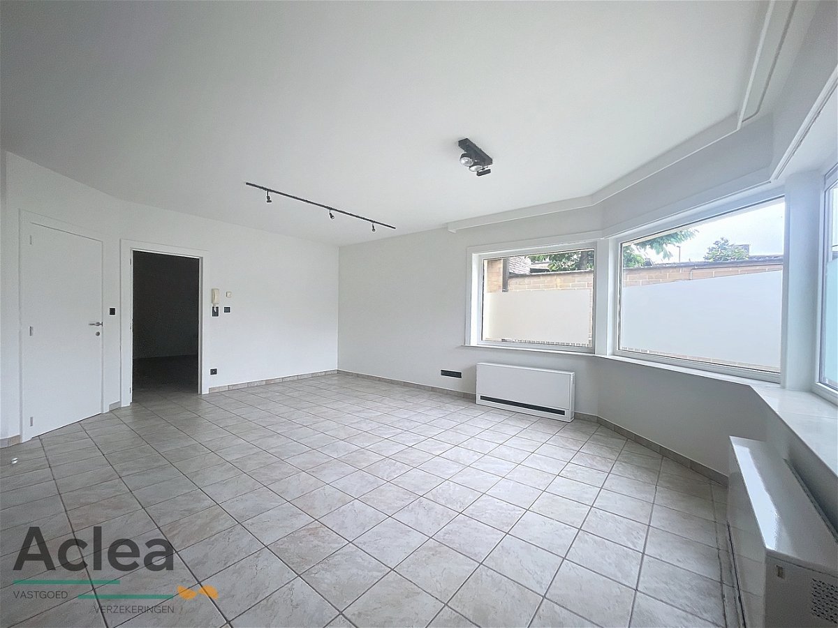 Appartement te  huur in Sint-Laureins 9980 650.00€ 1 slaapkamers m² - Zoekertje 95972