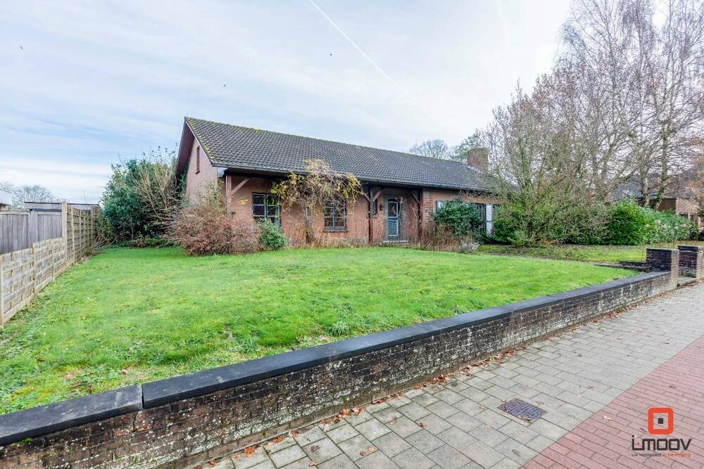 Villa te  koop in Knesselare 9910 320000.00€ 3 slaapkamers 210.00m² - Zoekertje 280122