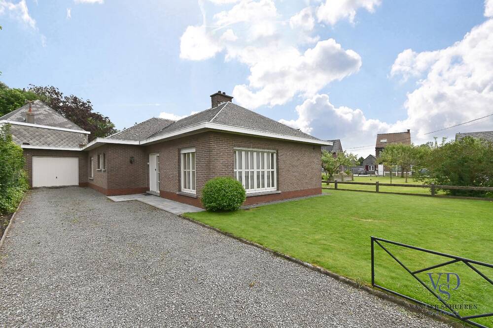 Huis te  koop in Huise 9750 280000.00€ 3 slaapkamers 121.00m² - Zoekertje 280380