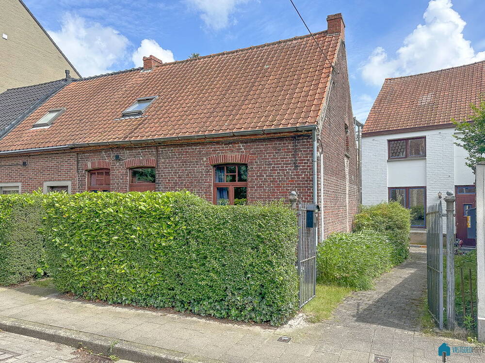 Huis te  koop in Sint-Denijs-Westrem 9051 275000.00€ 2 slaapkamers 115.00m² - Zoekertje 280427