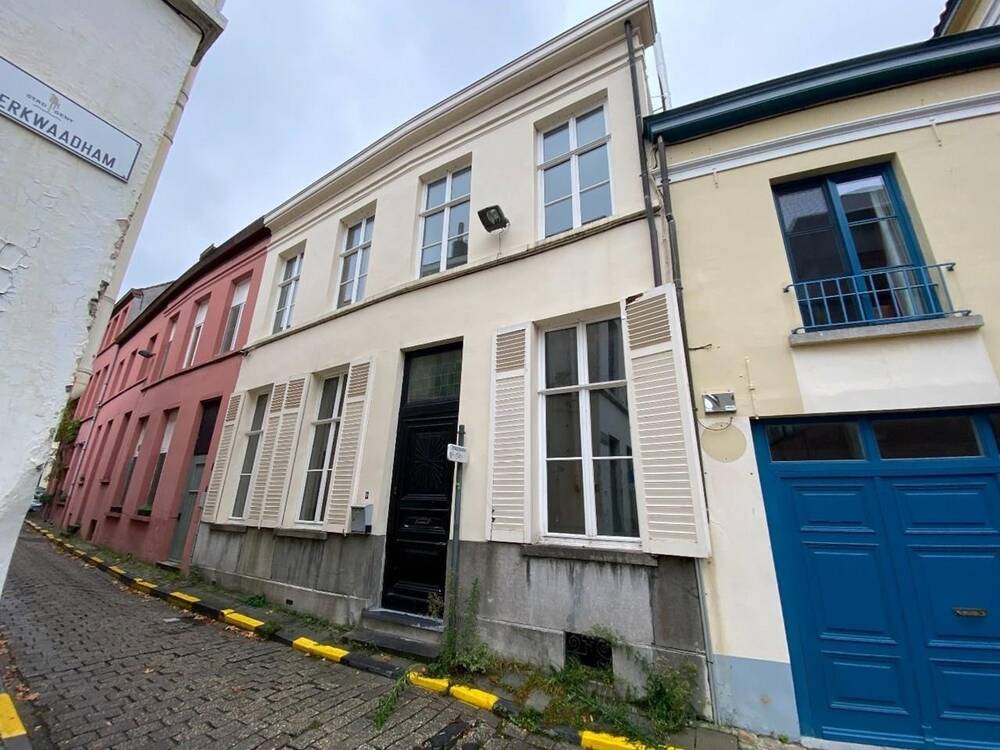 Herenhuis te  koop in Gent 9000 825000.00€ 3 slaapkamers 263.00m² - Zoekertje 102182