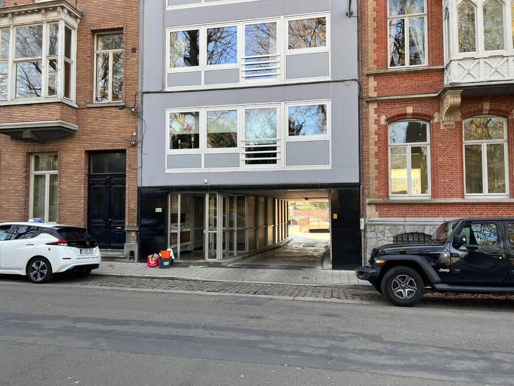 Parking & garage te  huur in Gent 9000 95.00€  slaapkamers m² - Zoekertje 280929