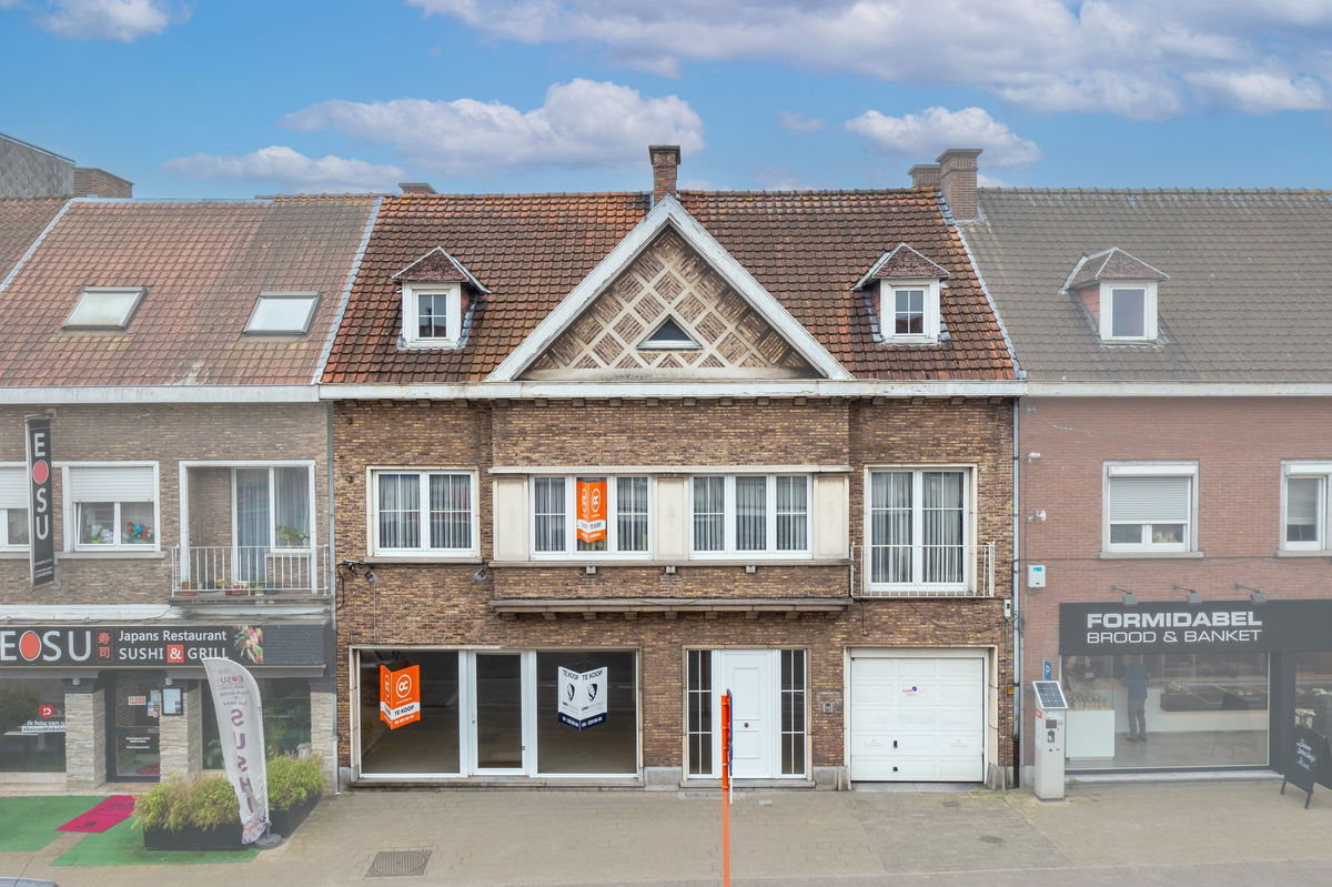 Kantoor te  koop in Deinze 9800 545000.00€ 3 slaapkamers 425.00m² - Zoekertje 281165