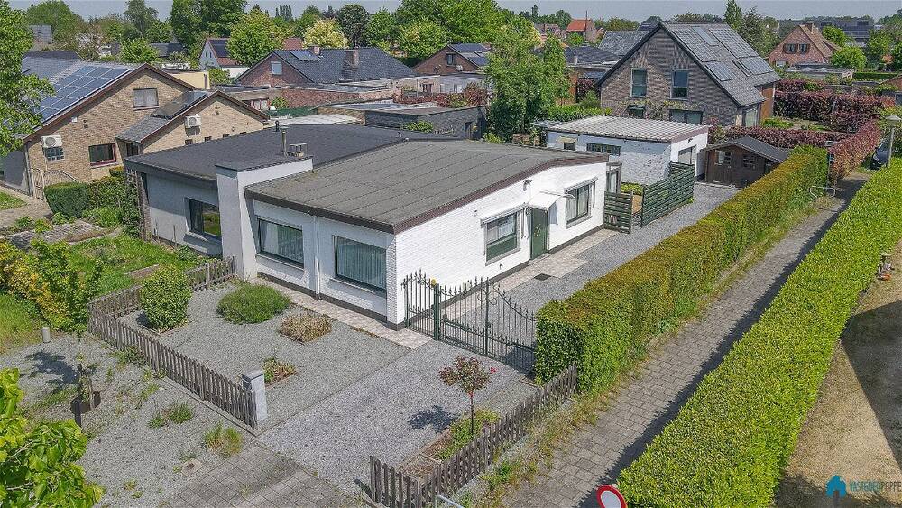 Bungalow te  koop in Drongen 9031 295000.00€ 2 slaapkamers 100.00m² - Zoekertje 111958