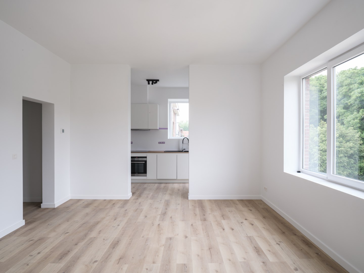 Appartement te  huur in Sint-Amandsberg 9040 945.00€ 2 slaapkamers m² - Zoekertje 281175