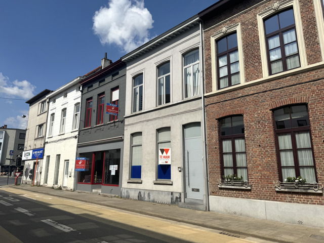 Herenhuis te  huur in Aalst 9300 1000.00€ 2 slaapkamers 147.00m² - Zoekertje 281169