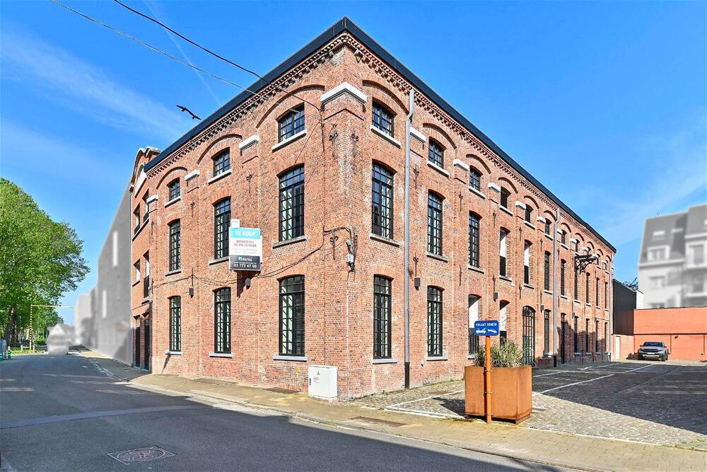 Loft te  koop in Lokeren 9160 375000.00€ 1 slaapkamers 175.00m² - Zoekertje 112166