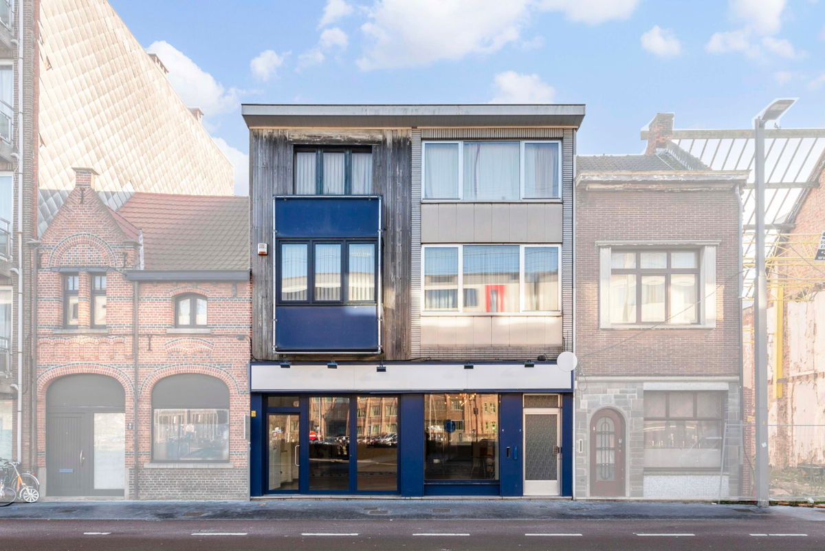 Kantoor te  koop in Sint-Niklaas 9100 399000.00€ 4 slaapkamers 397.00m² - Zoekertje 281267