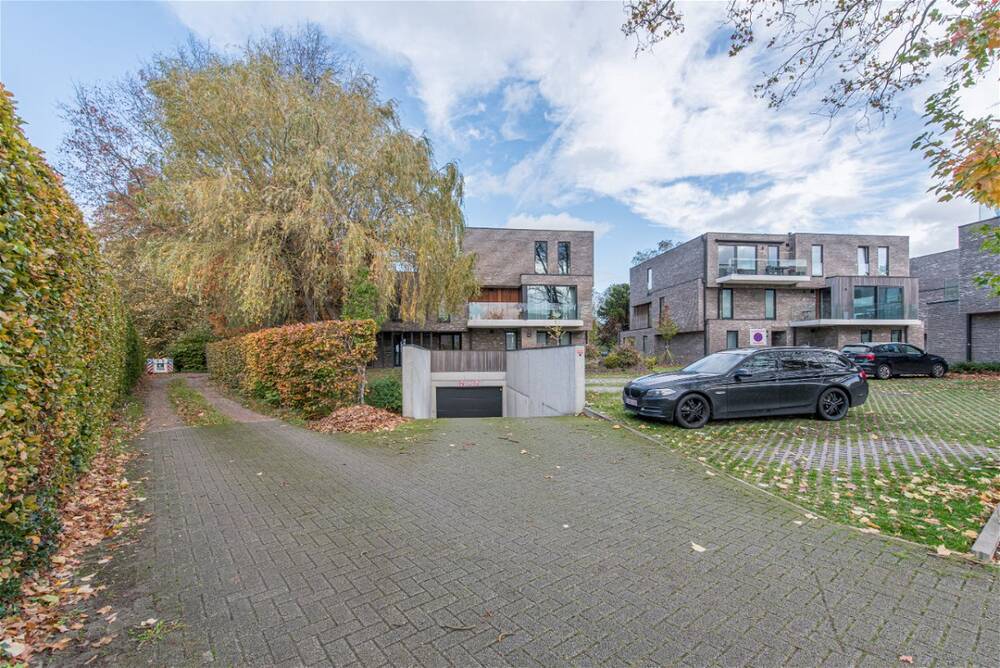 Parking & garage te  koop in Sint-Niklaas 9100 34000.00€  slaapkamers m² - Zoekertje 112131