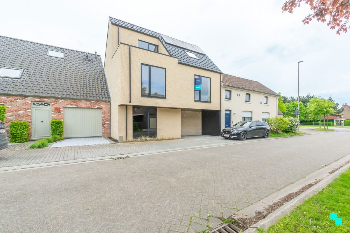 Huis te  koop in De Pinte 9840 499000.00€ 3 slaapkamers 160.00m² - Zoekertje 281607