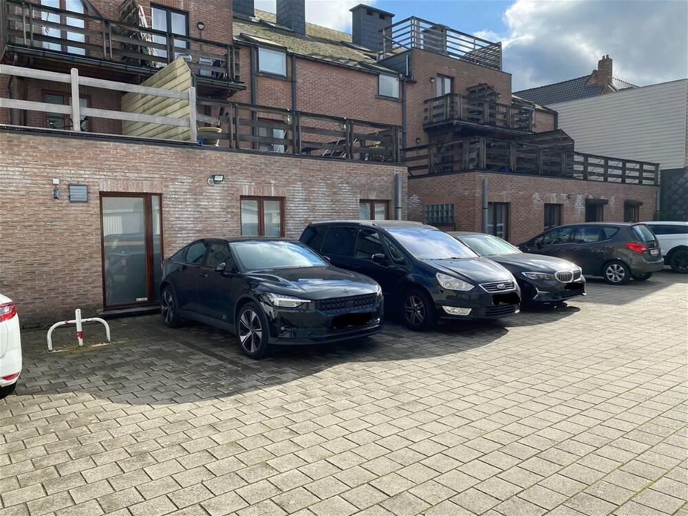 Parking & garage te  koop in Melle 9090 8900.00€  slaapkamers m² - Zoekertje 119381