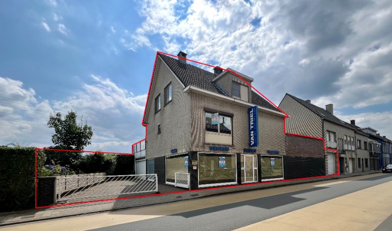 Mixgebouw te  koop in Wondelgem 9032 980000.00€ 3 slaapkamers 580.00m² - Zoekertje 119899