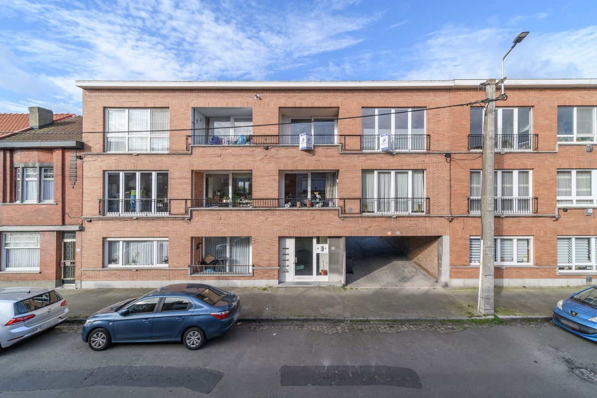 Appartement te  koop in Wondelgem 9032 227000.00€ 2 slaapkamers 78.00m² - Zoekertje 282042