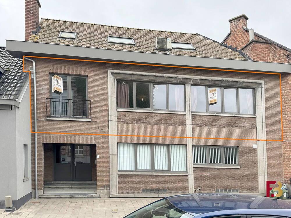 Appartement te  huur in Bavegem 9520 700.00€ 2 slaapkamers 100.00m² - Zoekertje 281994