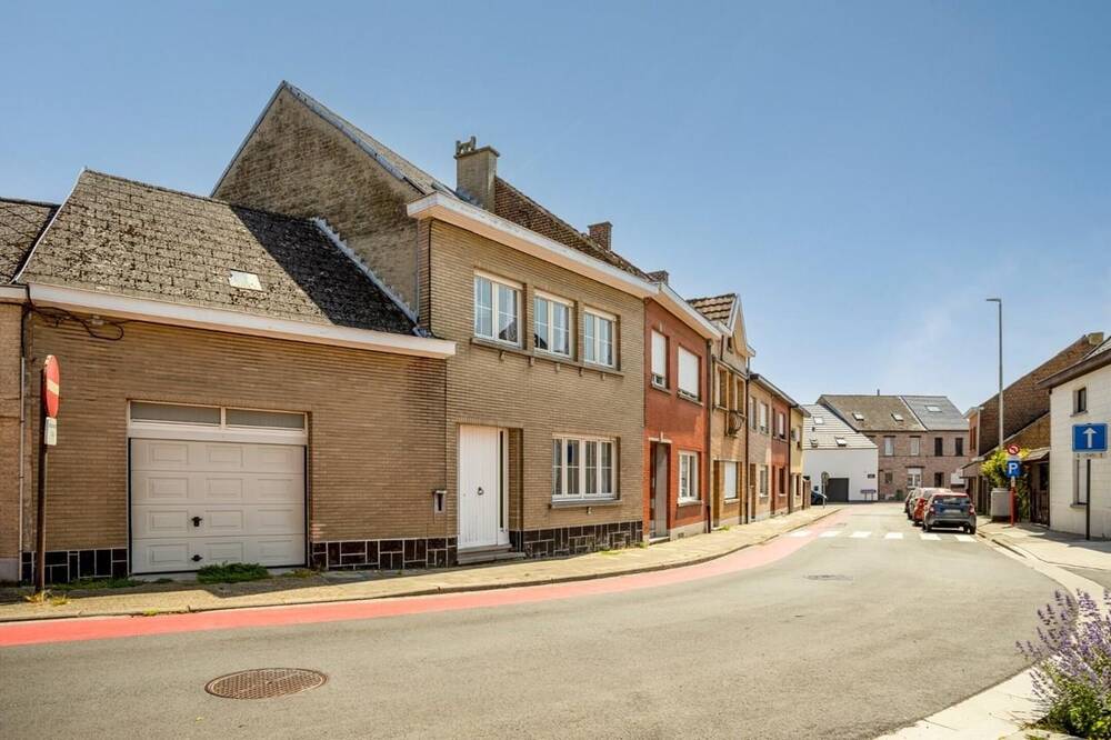 Huis te  koop in Denderleeuw 9470 195000.00€ 3 slaapkamers 122.00m² - Zoekertje 123024