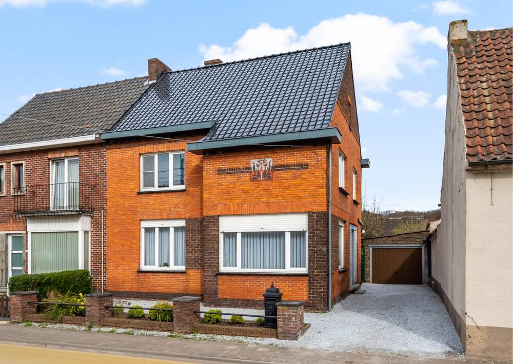 Huis te  koop in Lochristi 9080 395000.00€ 3 slaapkamers 169.00m² - Zoekertje 282004