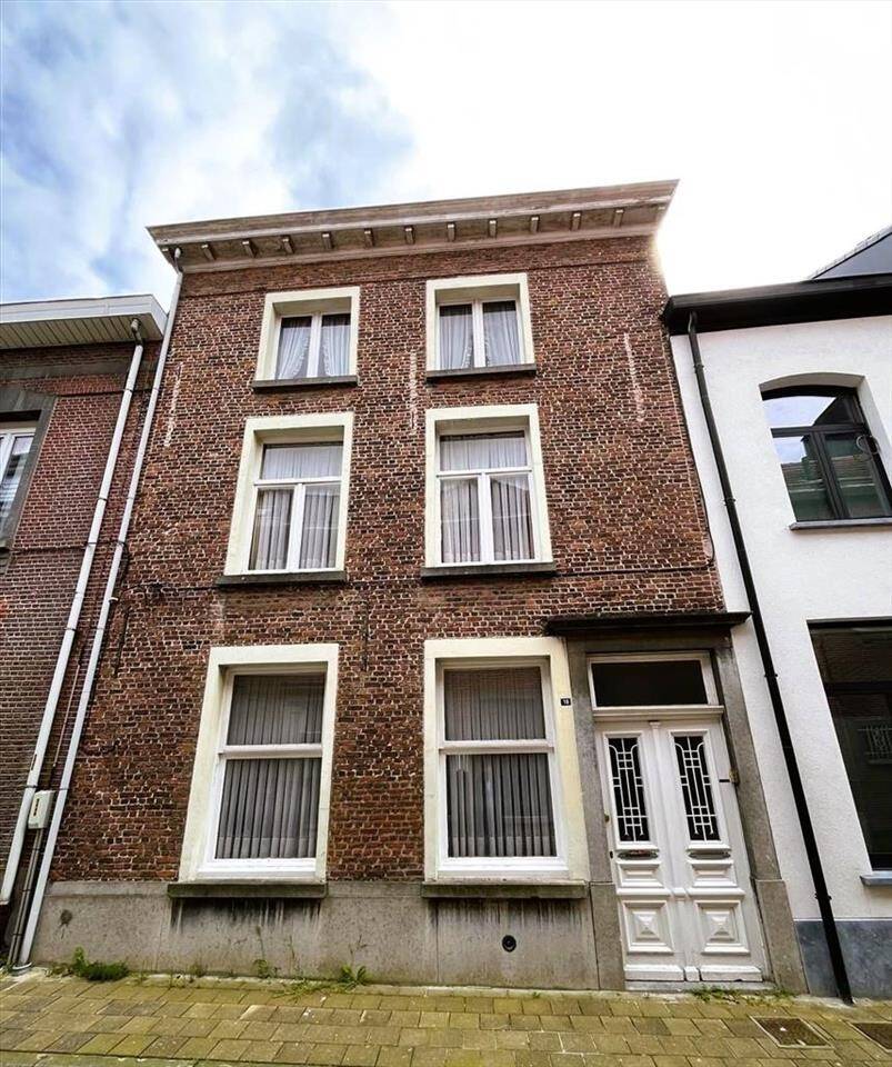 Huis te  koop in Temse 9140 240000.00€ 4 slaapkamers 240.00m² - Zoekertje 123899