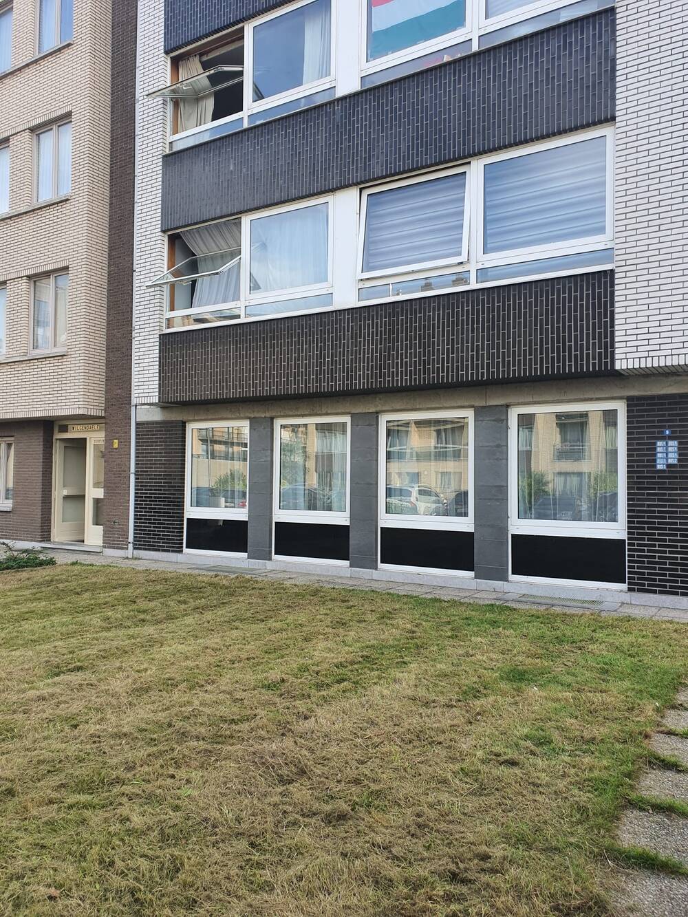Appartement te  huur in Sint-Niklaas 9100 380.00€ 4 slaapkamers 80.00m² - Zoekertje 129439