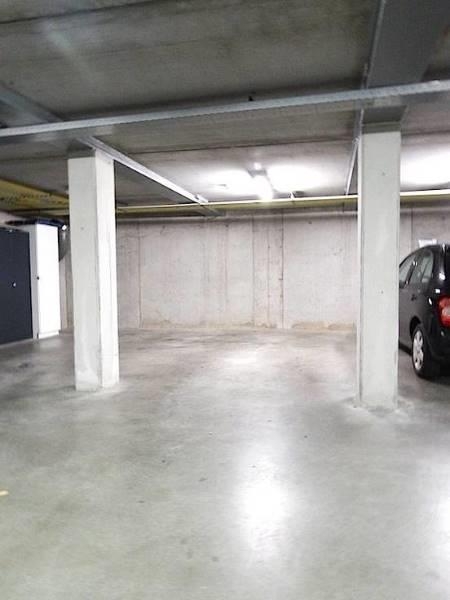 Parking & garage te  huur in Aalst 9300 90.00€  slaapkamers m² - Zoekertje 149359