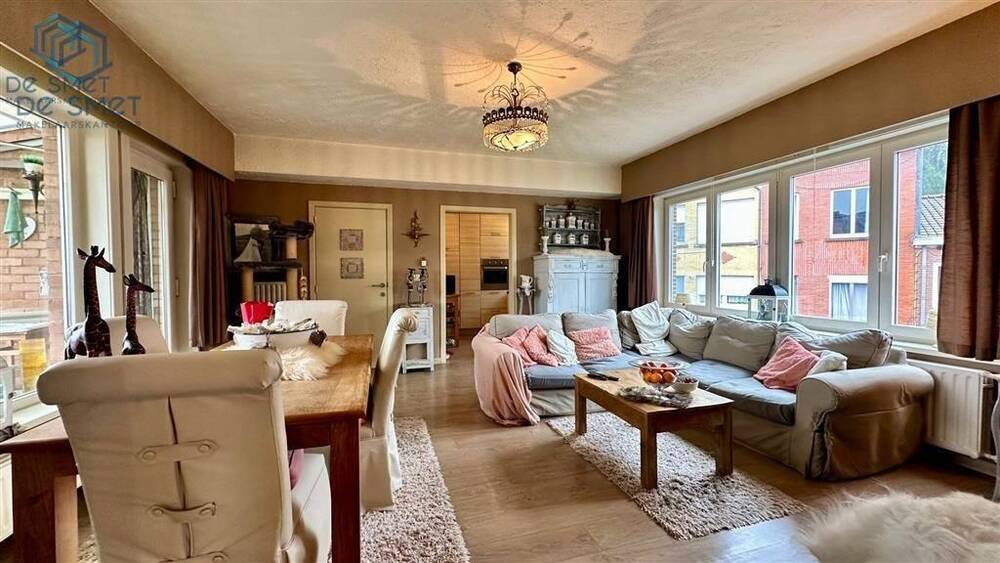 Appartement te  koop in Geraardsbergen 9500 205000.00€ 2 slaapkamers 130.00m² - Zoekertje 151923