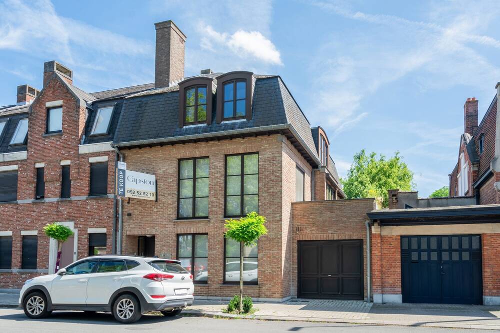 Huis te  koop in Zele 9240 439000.00€ 5 slaapkamers m² - Zoekertje 151663