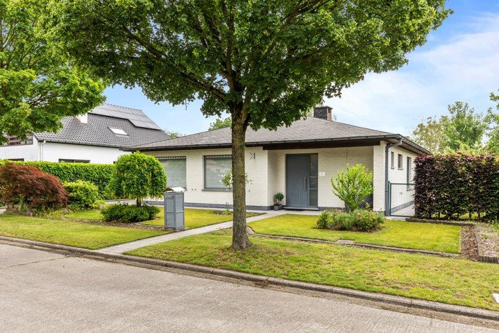 Bungalow te  koop in Mariakerke 9030 525000.00€ 2 slaapkamers 161.00m² - Zoekertje 153865