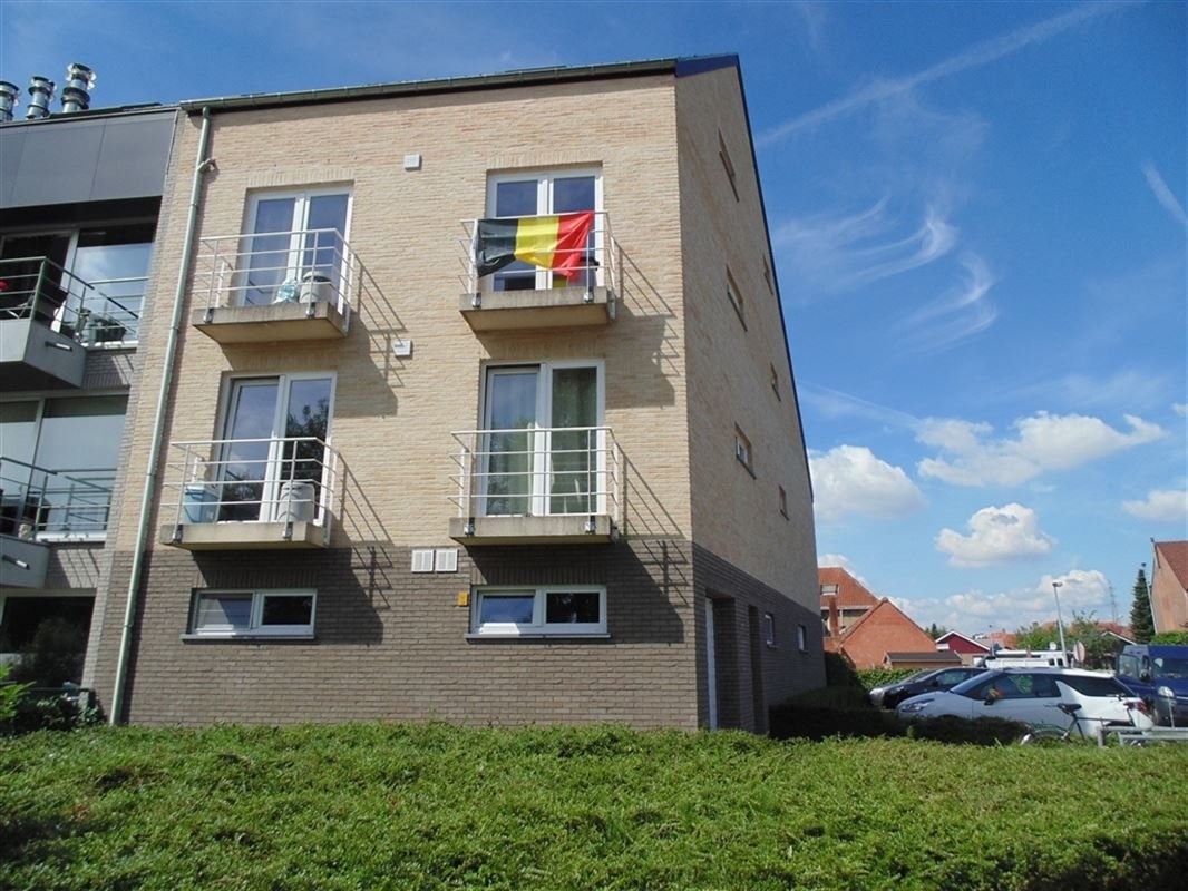 Appartement te  huur in Sint-Niklaas 9100 695.00€ 1 slaapkamers 73.00m² - Zoekertje 158830