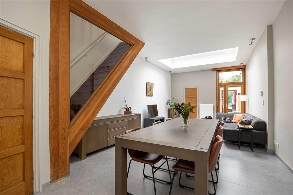 Huis te  koop in Sint-Niklaas 9100 249000.00€ 4 slaapkamers 146.00m² - Zoekertje 161780