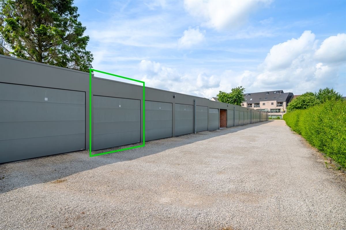 Parking & garage te  koop in Ninove 9400 30000.00€  slaapkamers 19.00m² - Zoekertje 165205