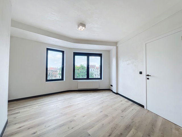 Appartement te  huur in Gent 9000 770.00€ 1 slaapkamers 48.00m² - Zoekertje 167780