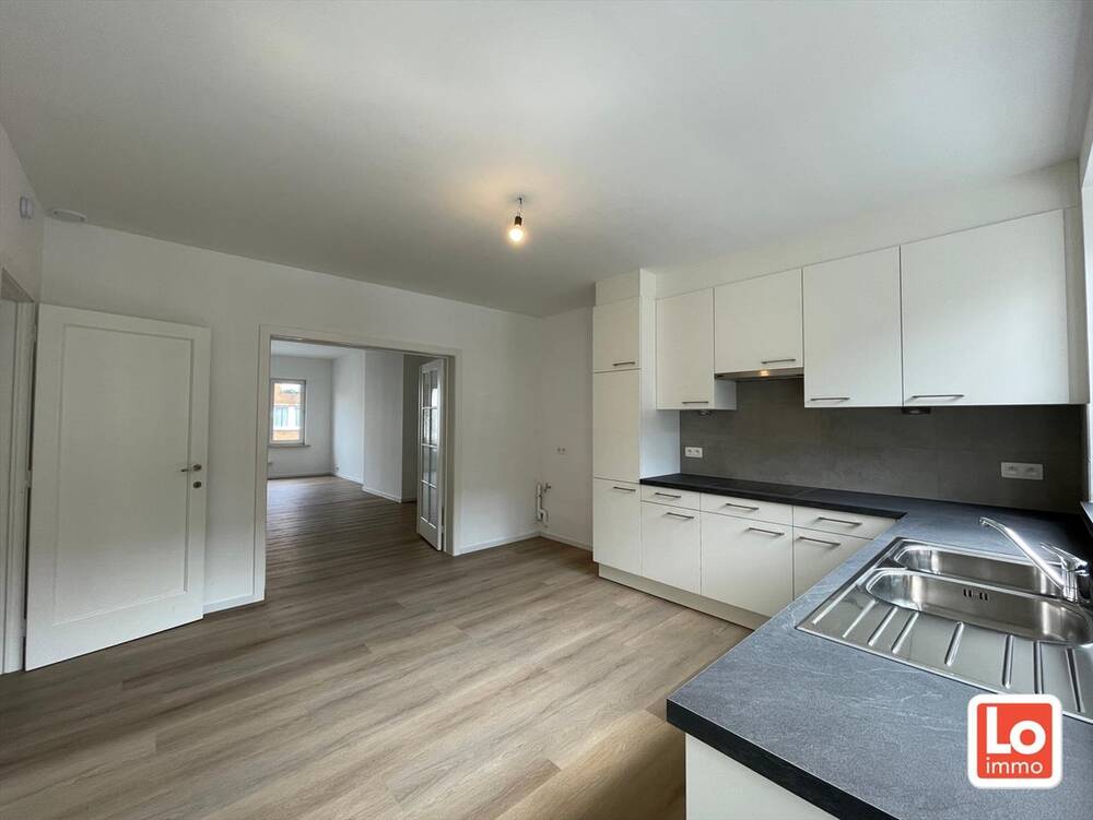Appartement te  huur in Gent 9000 1025.00€ 2 slaapkamers 98.00m² - Zoekertje 168310