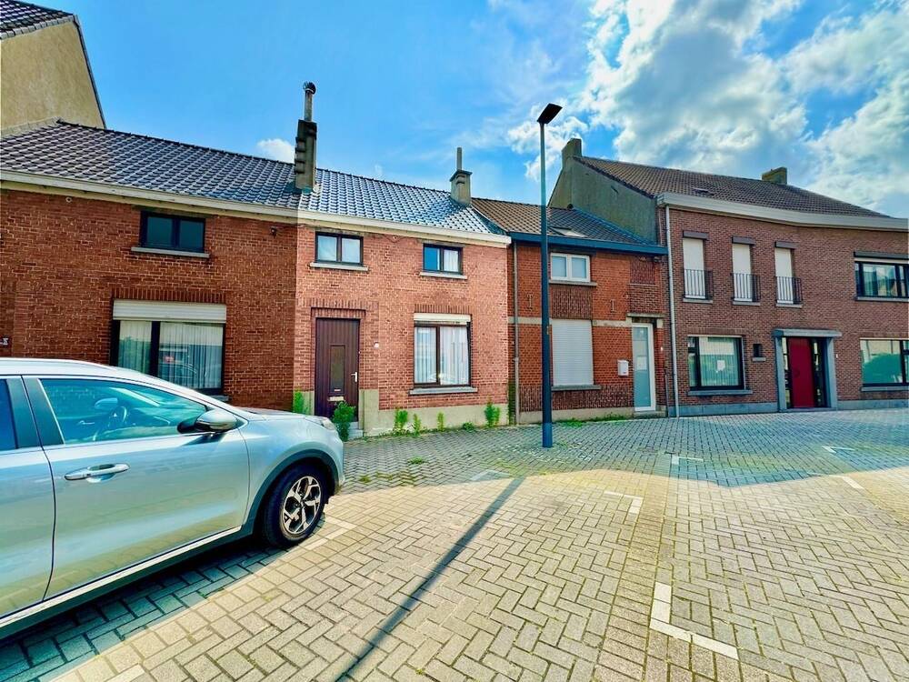 Huis te  koop in Assenede 9960 150000.00€ 3 slaapkamers 112.00m² - Zoekertje 170952