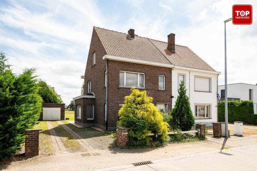 Huis te  koop in Eke 9810 350000.00€ 3 slaapkamers 160.00m² - Zoekertje 176732