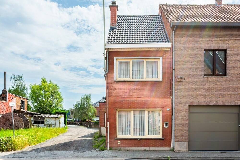 Huis te  koop in Beveren-Waas 9120 249000.00€ 2 slaapkamers 109.00m² - Zoekertje 178925