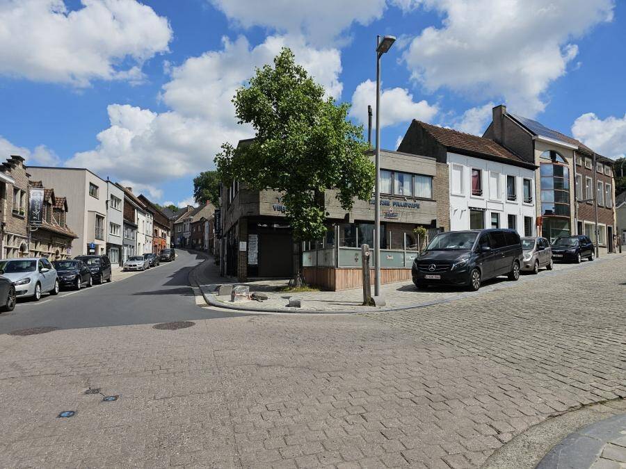 Handelszaak te  koop in Geraardsbergen 9500 485000.00€ 3 slaapkamers m² - Zoekertje 183615