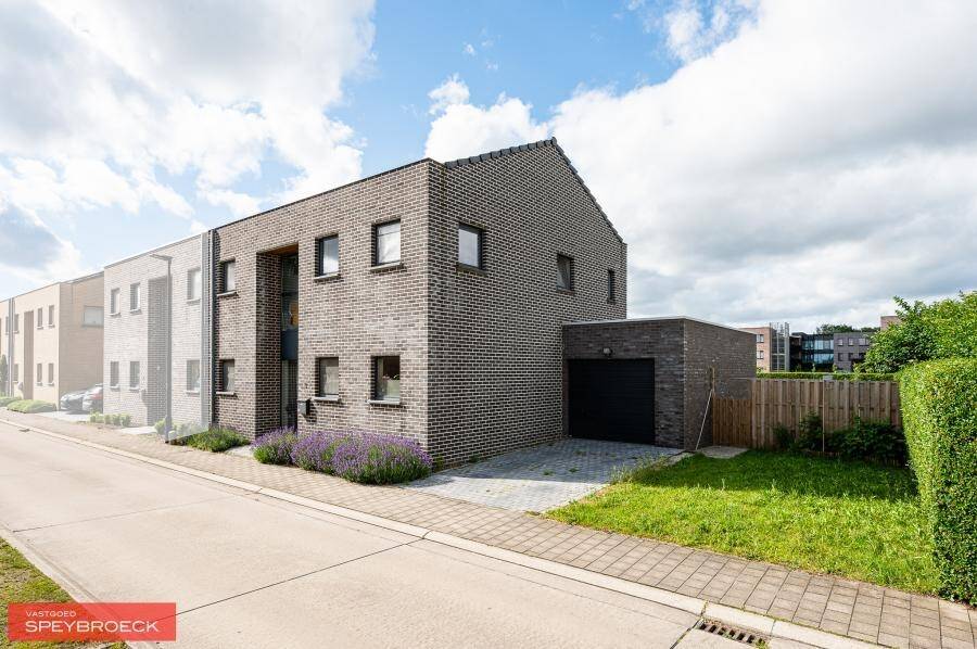 Huis te  koop in Eke 9810 525000.00€ 4 slaapkamers 158.00m² - Zoekertje 198083