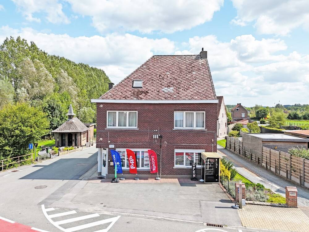 Commerciële ruimte te  koop in Zwalm 9630 279000.00€  slaapkamers 250.00m² - Zoekertje 200729