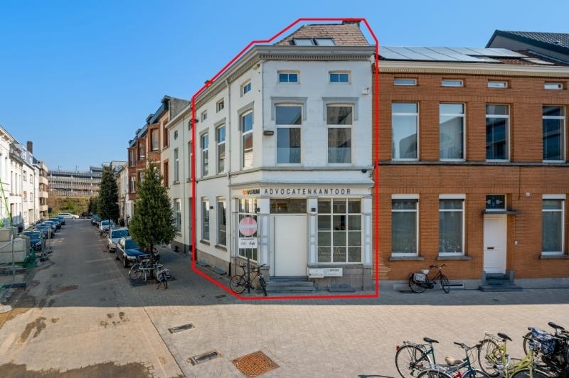 Handelszaak te  koop in Aalst 9300 299000.00€  slaapkamers 159.00m² - Zoekertje 201097