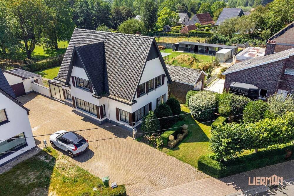 Villa te  koop in Aaigem 9420 527000.00€ 4 slaapkamers 180.00m² - Zoekertje 201567