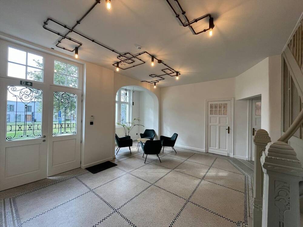 Handelszaak te  huur in Wondelgem 9032 780.00€  slaapkamers 0.00m² - Zoekertje 207332