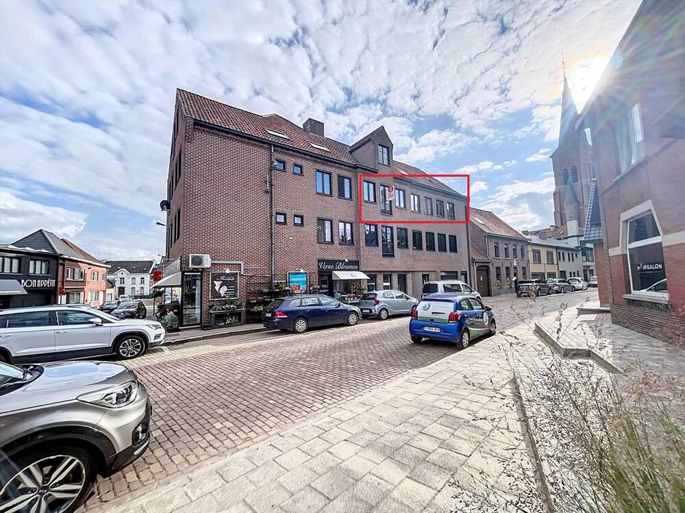 Appartement te  koop in Knesselare 9910 215000.00€ 3 slaapkamers 134.00m² - Zoekertje 212902