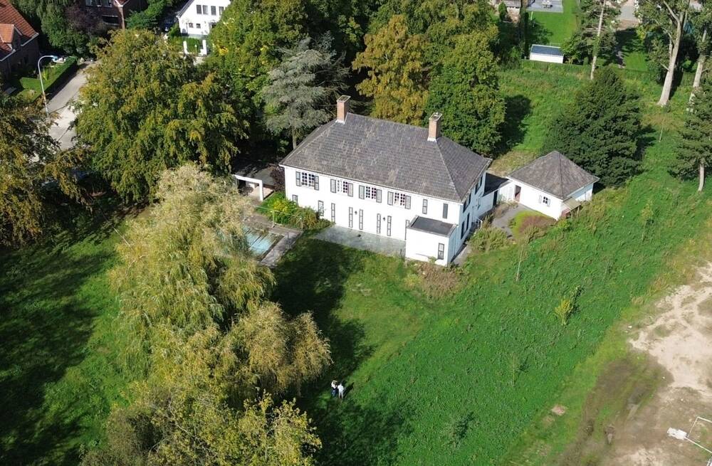 Villa te  koop in Oudenaarde 9700 590000.00€ 5 slaapkamers 442.00m² - Zoekertje 213017