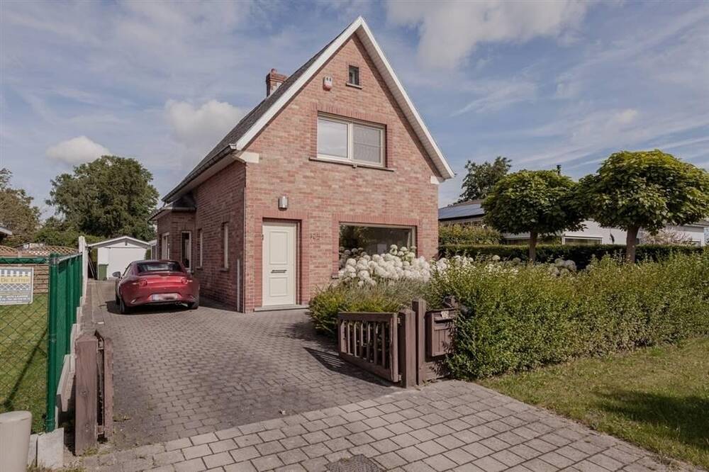 Huis te  koop in Laarne 9270 375000.00€ 2 slaapkamers 120.00m² - Zoekertje 214146